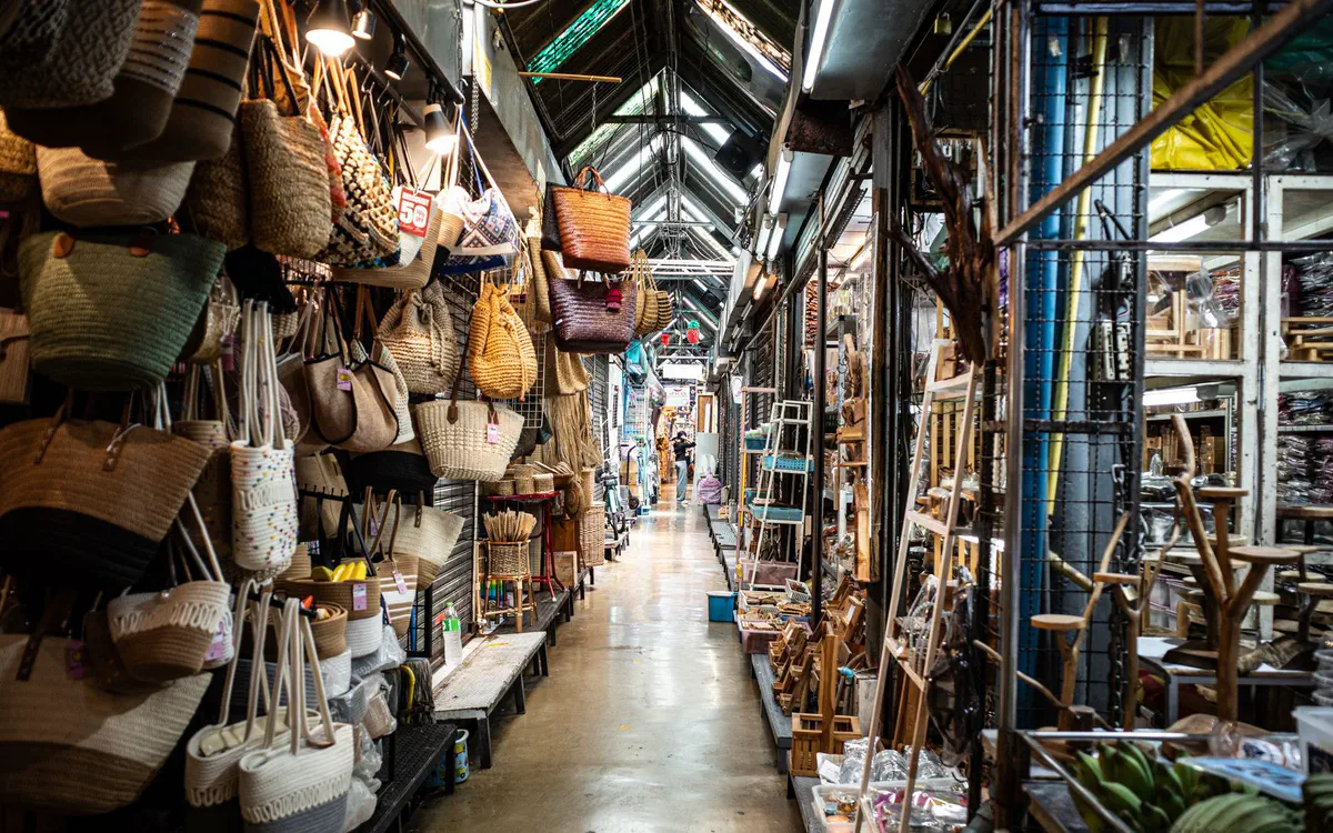Chatuchak Weekend Market: Hours, Map and Shopping Tips