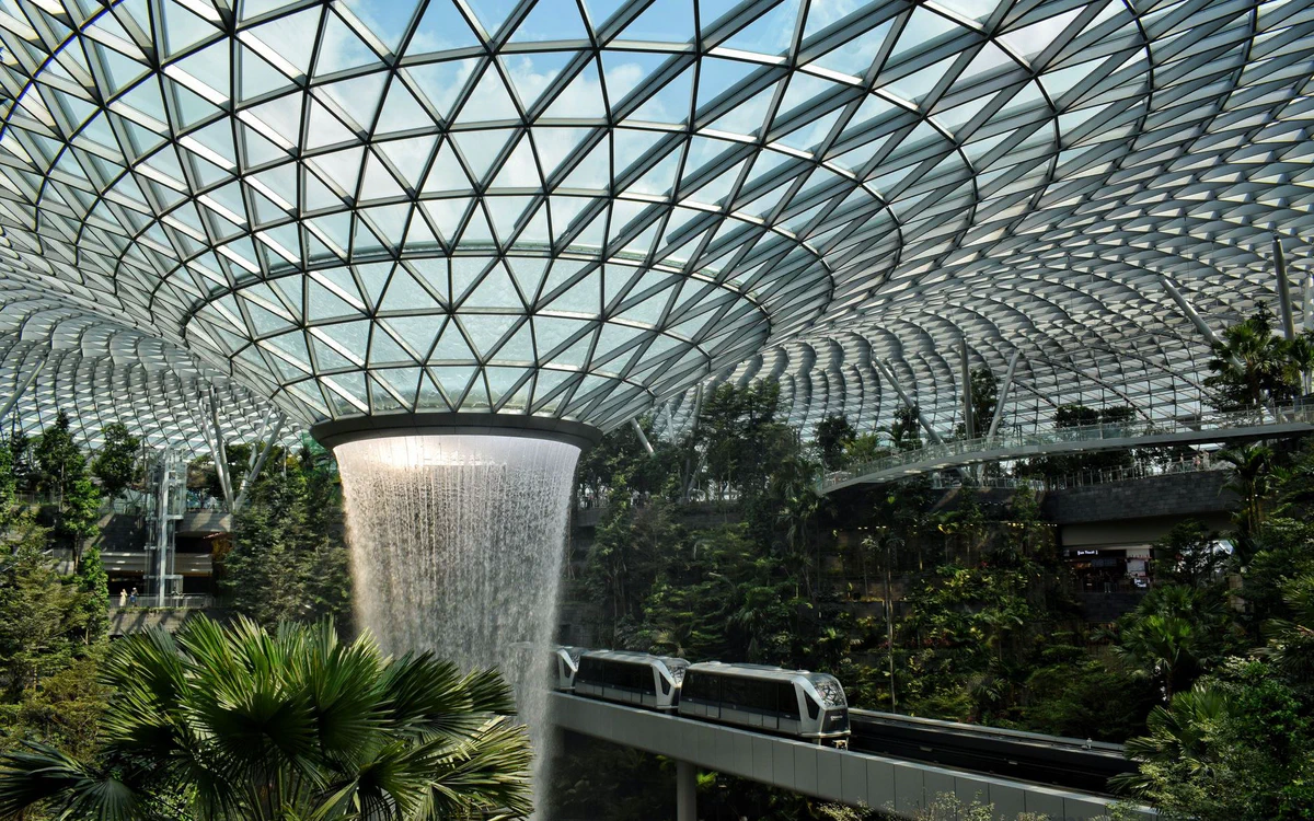Changi Airport Guide: Jewel, Terminals & Transit Tips